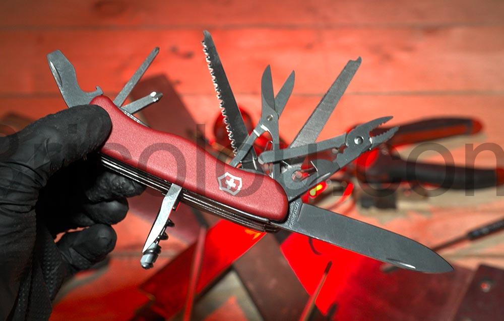 Victorinox Couteau Suisse Work Champ 21 Fonctions Rouge Victorinox Couteau Suisse Work Champ 21 Fonctions Rouge Victorinox.contenu