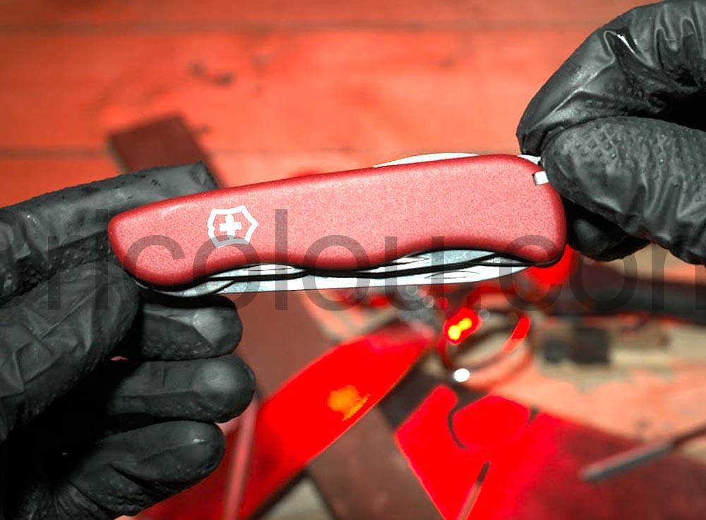 Victorinox Couteau Suisse Work Champ 21 Fonctions Rouge Victorinox Couteau Suisse Work Champ 21 Fonctions Rouge Victorinox.logo