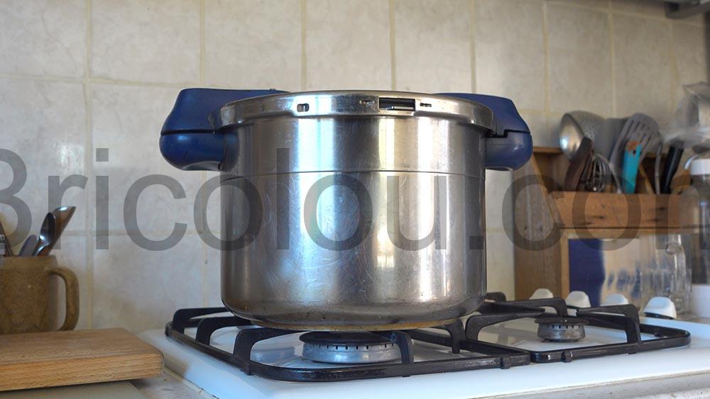 Comment changer un joint de cocotte minute sur une sitram gaz Comment changer un joint de cocotte-minute sur une sitram gaz