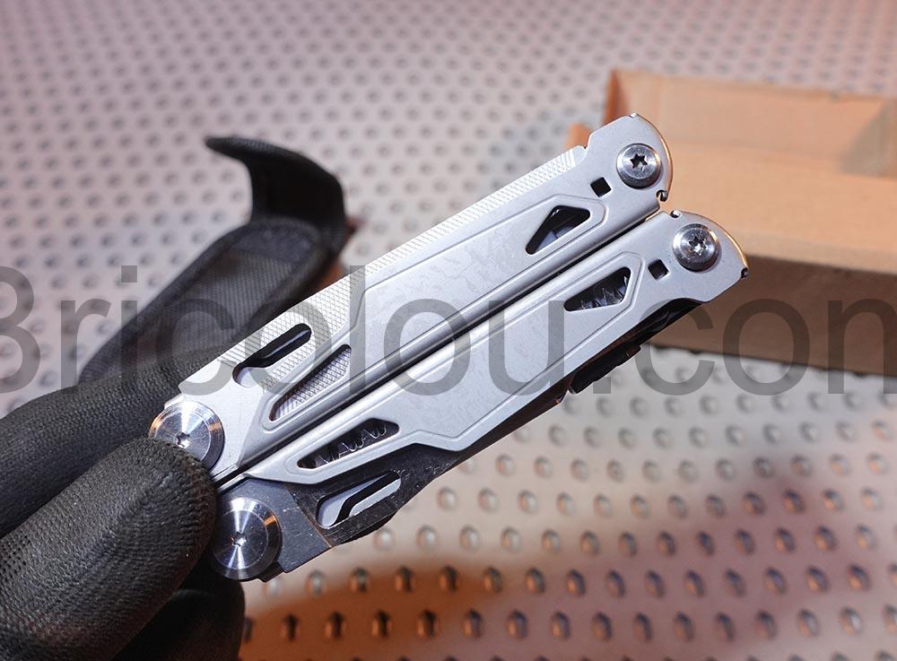 Pince outil Multifonction Inoxydable 17 en 1 plie Pince outil Multifonction Inoxydable 17 en 1 plié