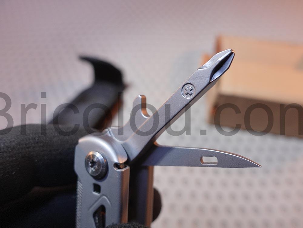 Pince outil Multifonction Inoxydable 17 en 1 poincon Pince outil Multifonction Inoxydable 17 en 1 poincon