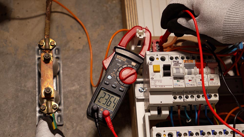 Construire un routeur denergie solaire pour 50Euro multimetre Construire un routeur d'énergie solaire pour 50Euro multimetre