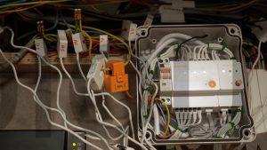 Enecess Moniteur d’énergie triphasé 40 canaux modulaire tableau